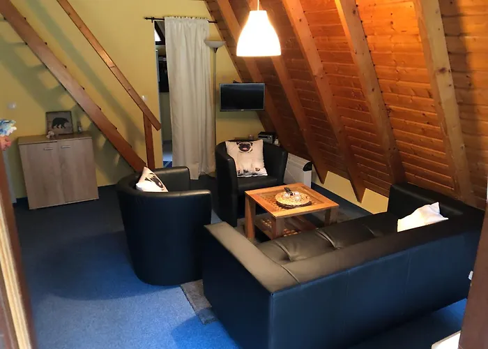 Дом отдыха Ferienhaeuser Am Waldschloesschen 1 *